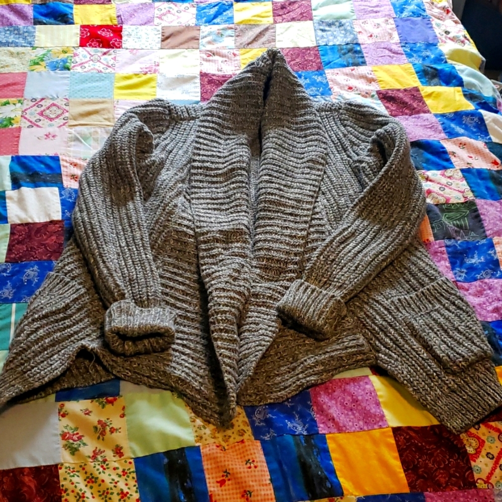 Shawl neck sweater